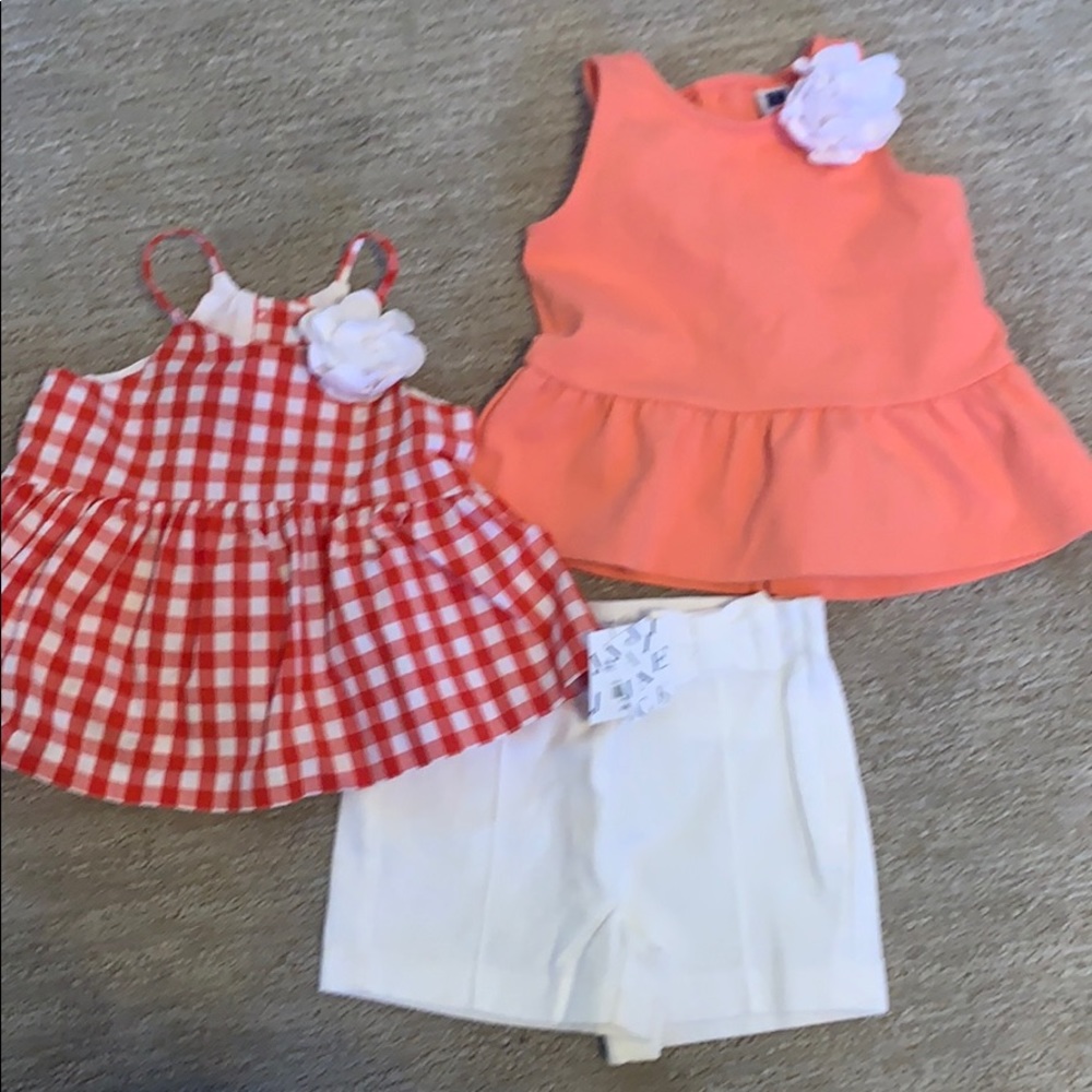 Janie and Jack white shorts with two tops